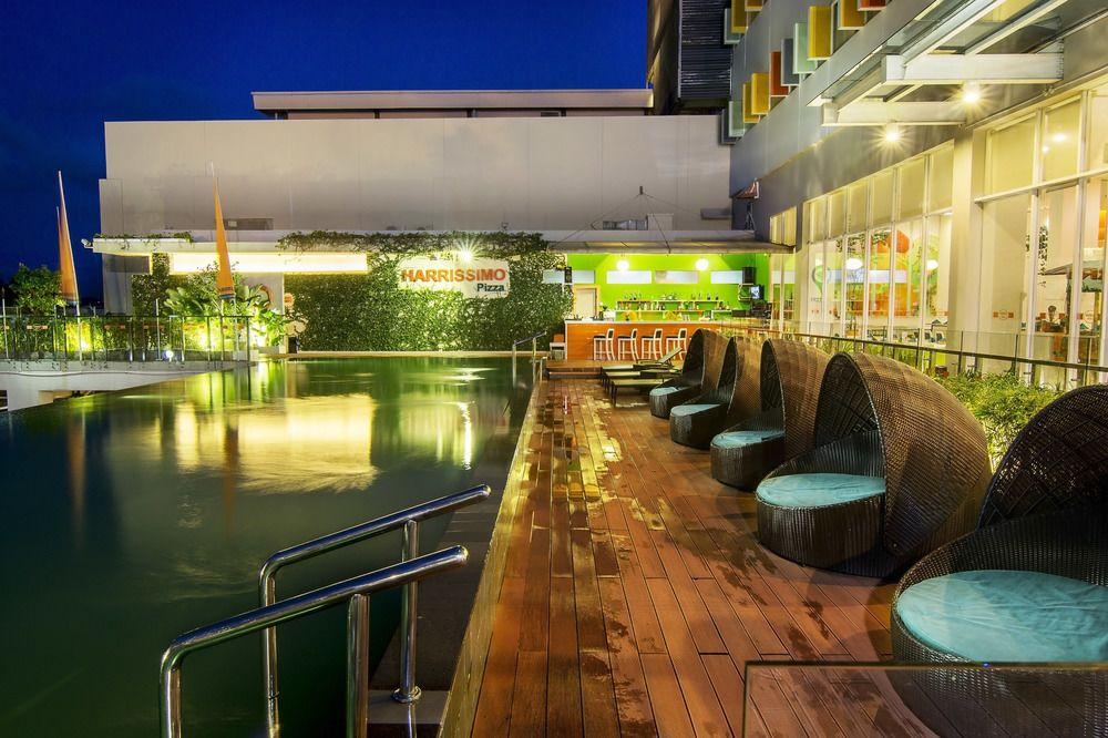 Harris Center Hotel