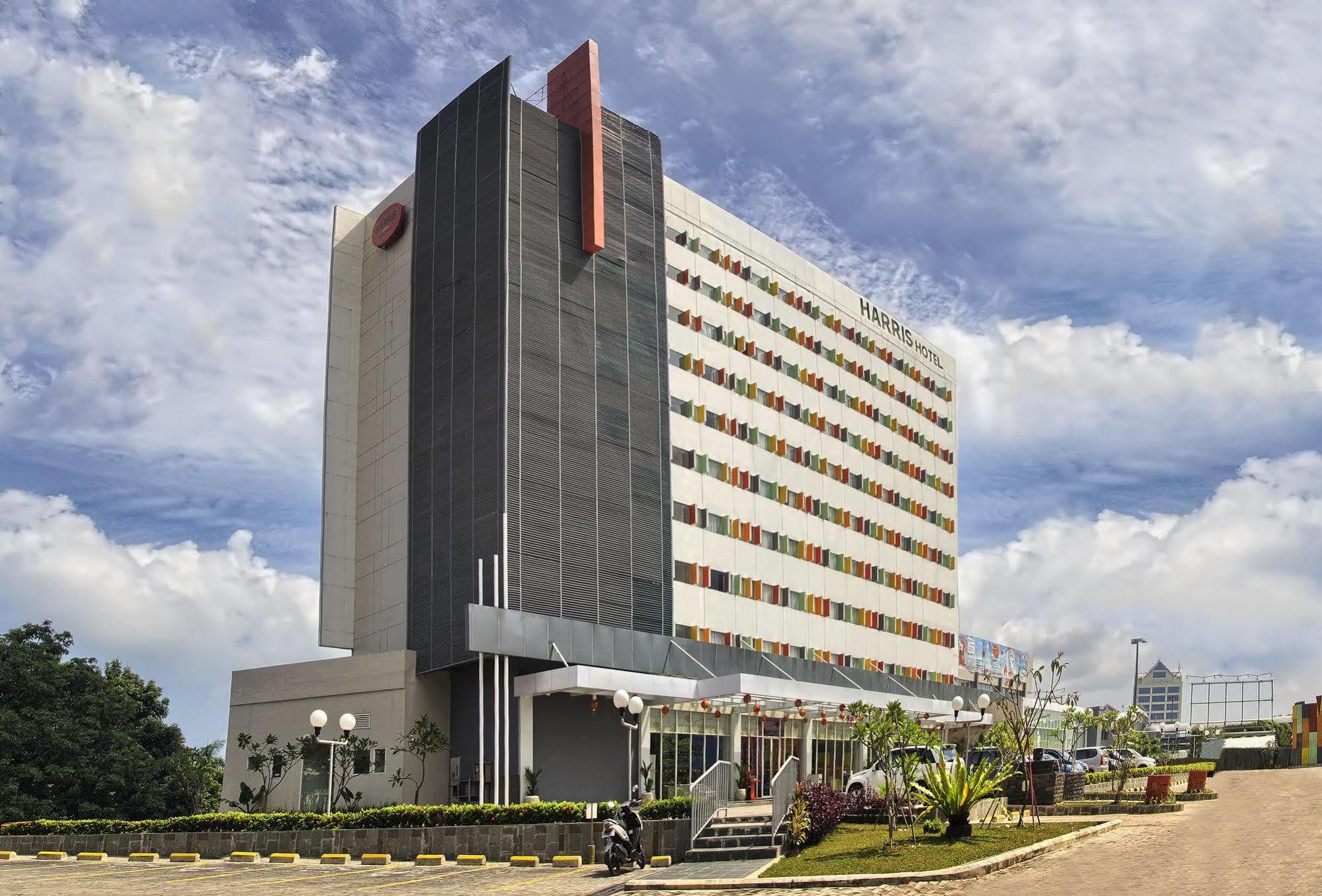 Harris Center Hotel